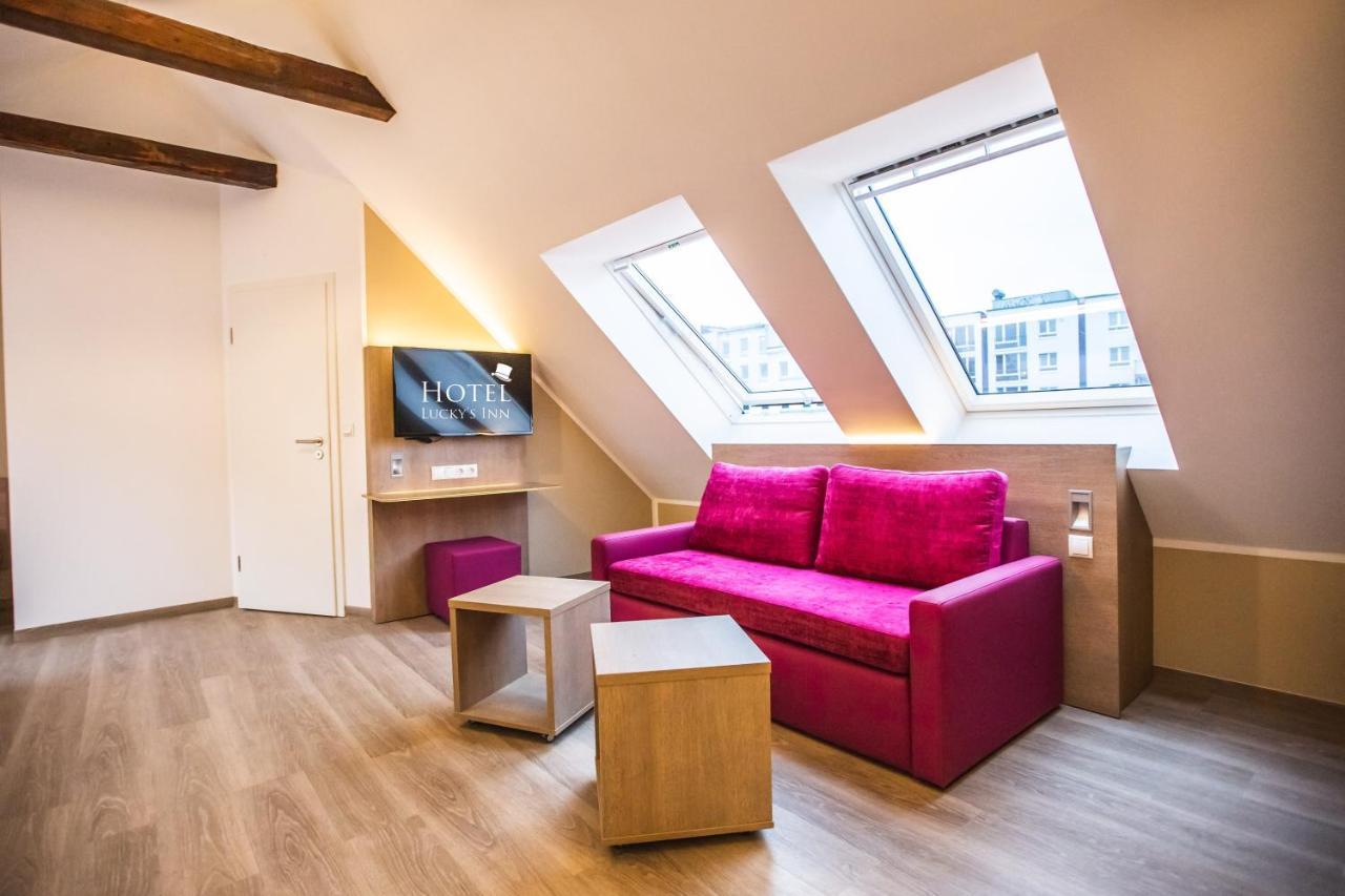 Luckys 3* Hamburg-Harburg
